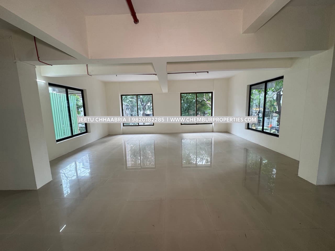 SHOW DESH 1200 FT #showroom #lease