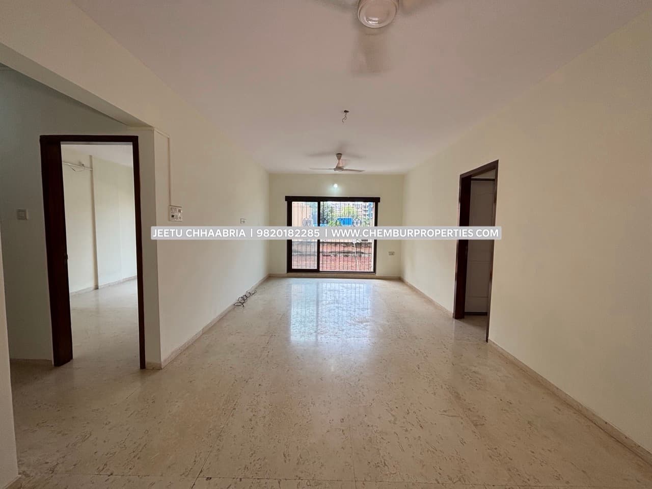 Code- RAAJI 3BHK 1055 Sqft #sale #flat