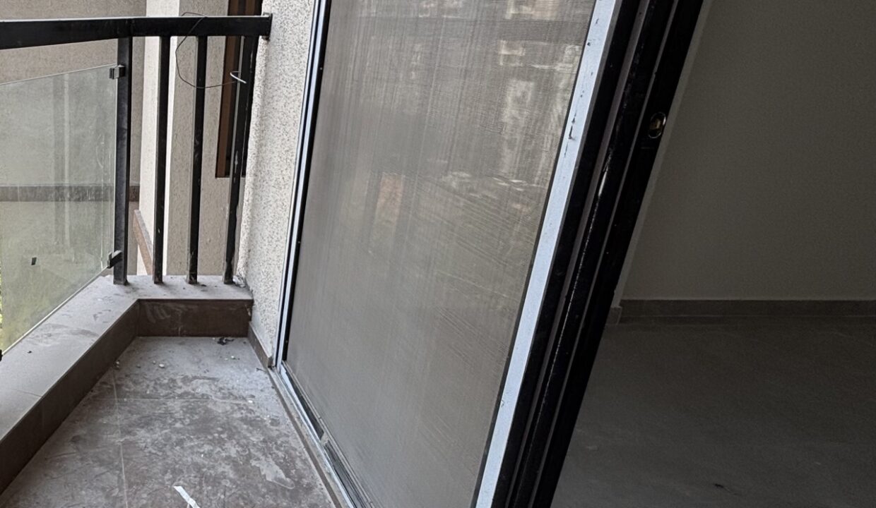 z balcony hori Large